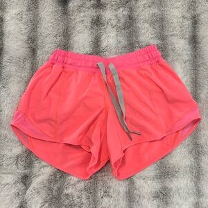 Lululemon size 4 hotty hot shorts